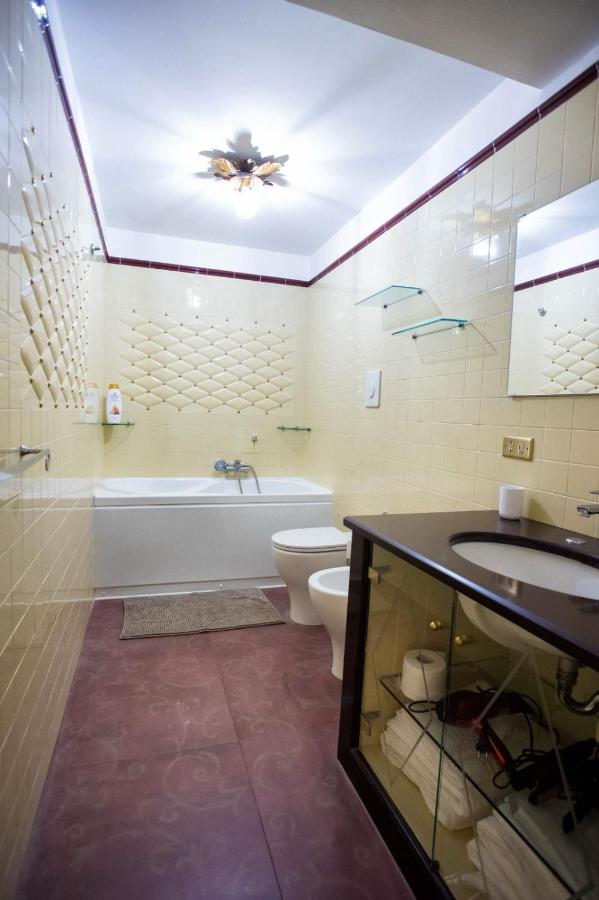 Hause Naty Spaccanapoli Daire Dış mekan fotoğraf
